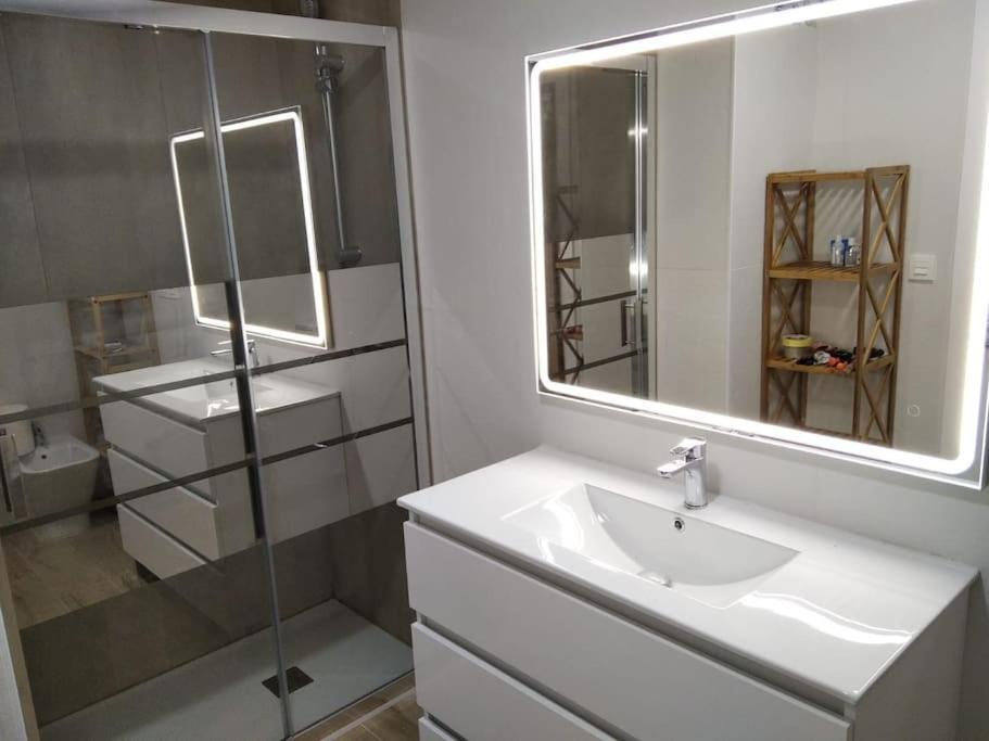 Apartment En Granada De Nueva Construccion Con A/c Y Wifi Armilla